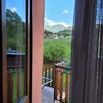 招待所 ева Madzhare
