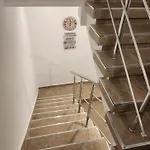 ева 招待所 *