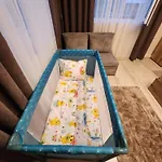 ева 招待所 Madzhare