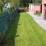 ева Madzhare