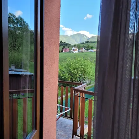 Vendégház ева Madzsare