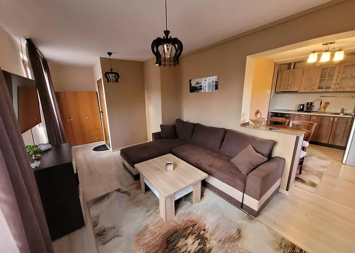 Guest house ева Madzhare