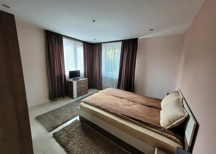 ева Guest house *